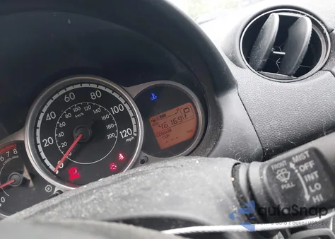 2014 Mazda Mazda2 Touring из США, поврежденный, VIN JM1DE1LY2E0179675